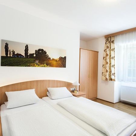 Gaestehaus Ferk - Fruehstueckspension, Bed & Breakfast Bad Radkersburg Eksteriør bilde